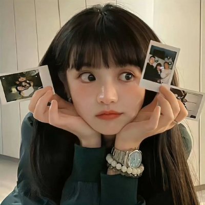 狐狸躲进洞